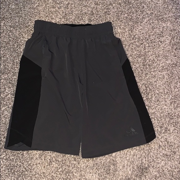 athletic shorts - Picture 1 of 1